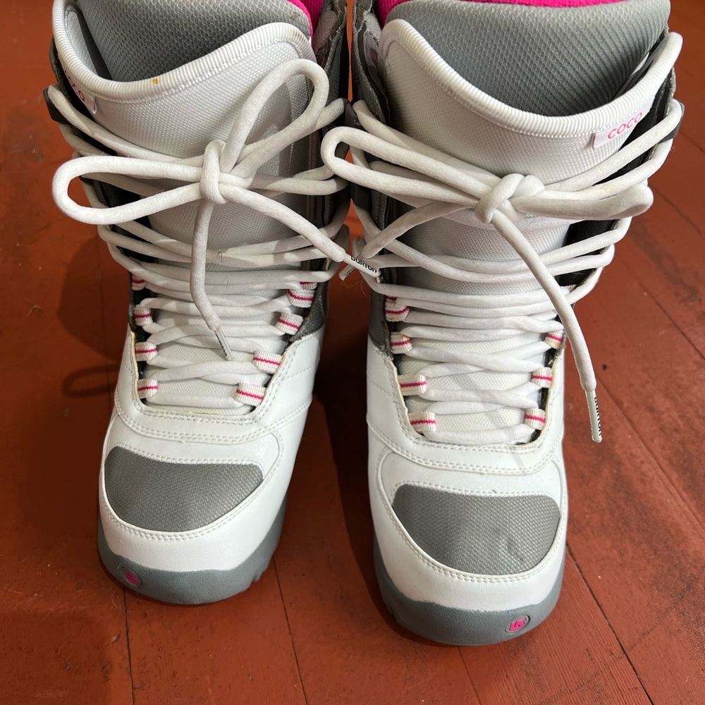 Women's White and Gray Snow Boots